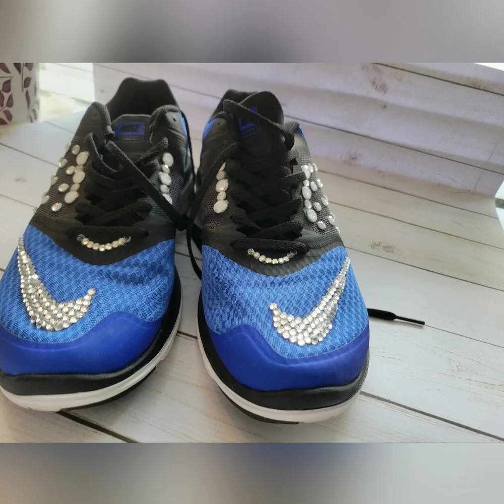 Nike Blue Black & White running sneakers with custom bling accent - Picture 2 of 6